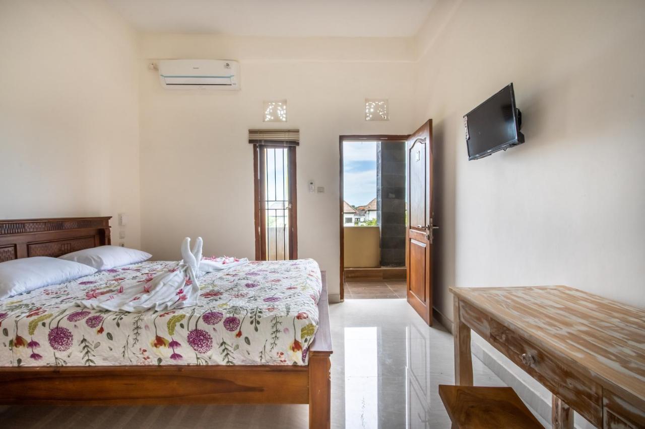 Lavanda Guesthouse/Homestay Jimbaran Zewnętrze zdjęcie