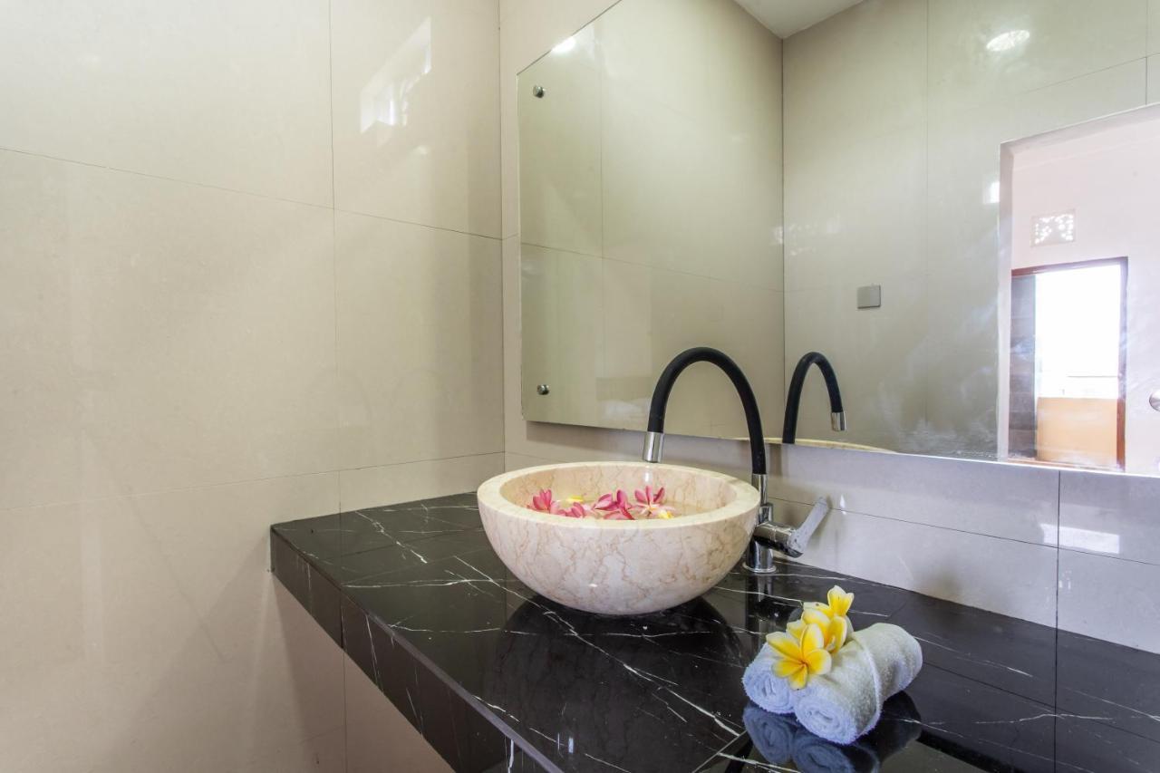 Lavanda Guesthouse/Homestay Jimbaran Zewnętrze zdjęcie